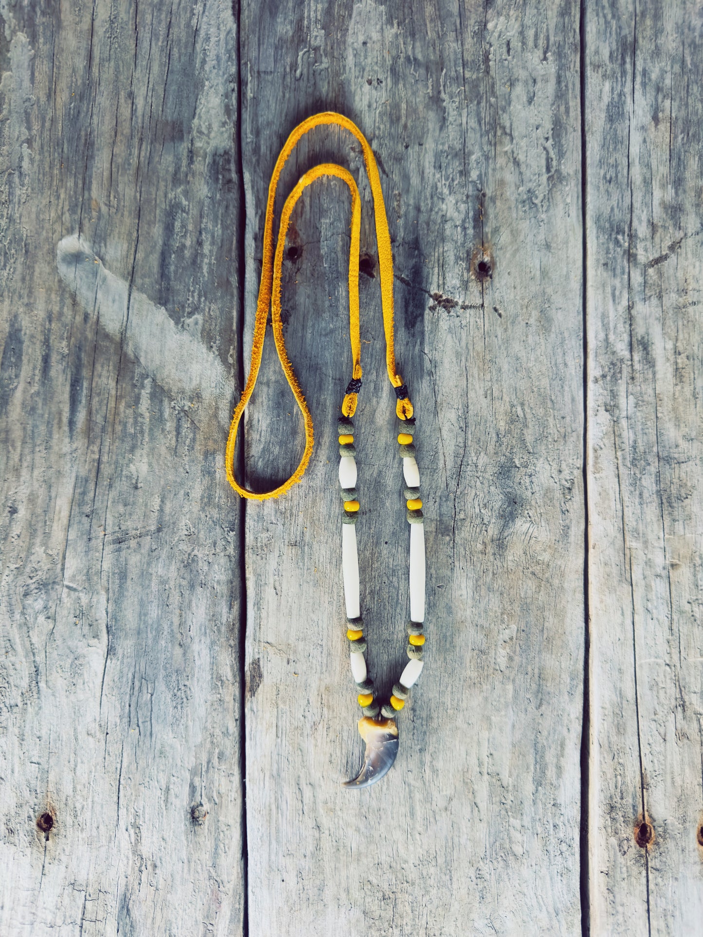 Collier griffe d’ours – Esprit du territoire
