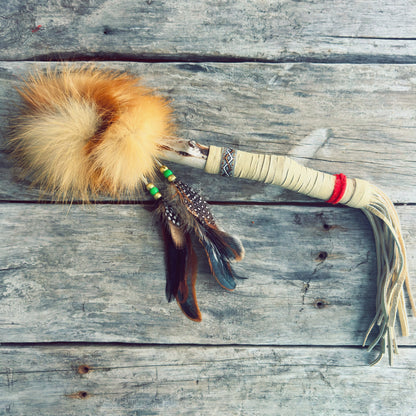 Bâton de parole autochtone esprit du renard