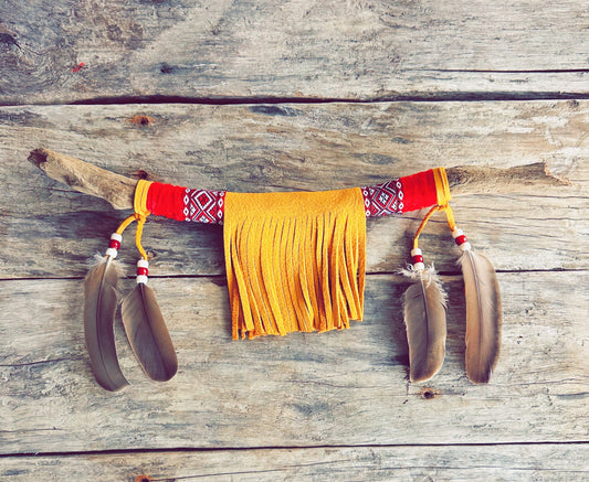 Bâton de Parole Autochtone | Artisanat Spirituel et Tradition