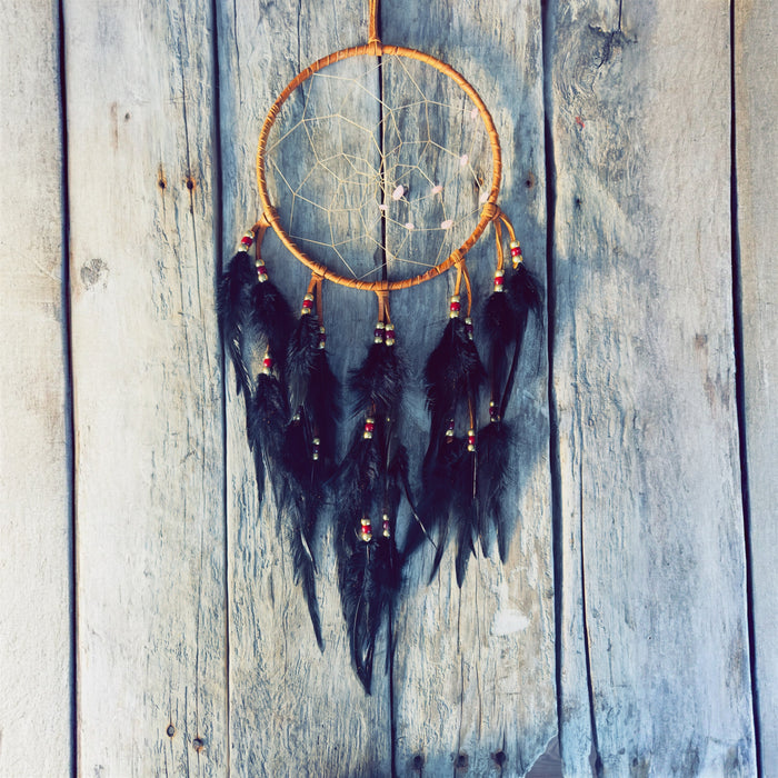 Atrapasueños de 8 pulgadas con plumas negras, hecho a mano, ambiente relajante