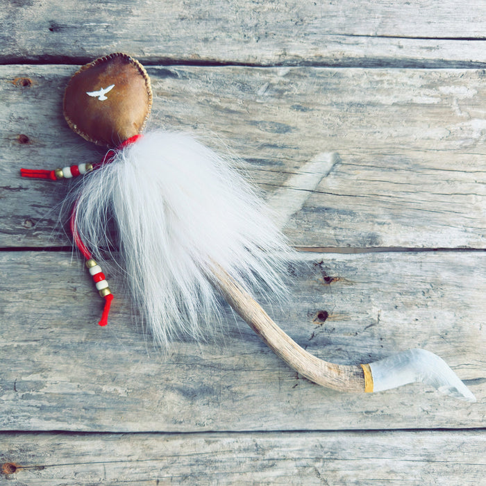 Hochet spirituel autochtone – souffle de l’aigle blanc