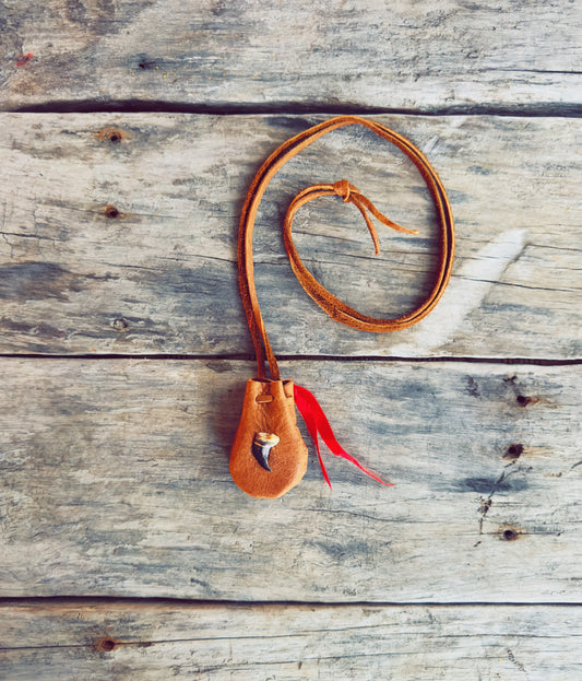 Wolf medicine bag in genuine moose leather with beads and Indigenous feather