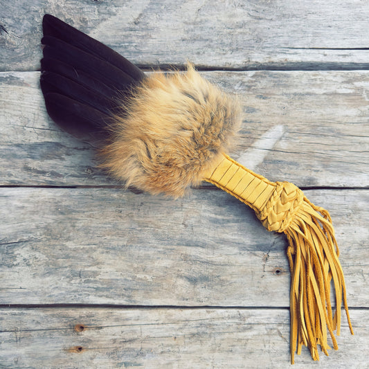 Smudgefan renard cuir naturel animal totem purification énergie négative rituel autochtone plumes naturelles
